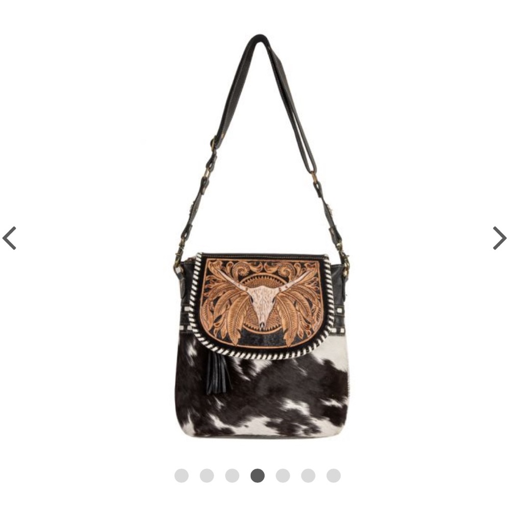Myra Bag- Spirit of the Herd Hand Tooled Bag - Picture 13 of 16
